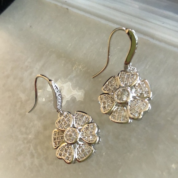 Cubic Zirconia Brilliant Pavé Flower Earrings,NWT-Boutique - Picture 5 of 9